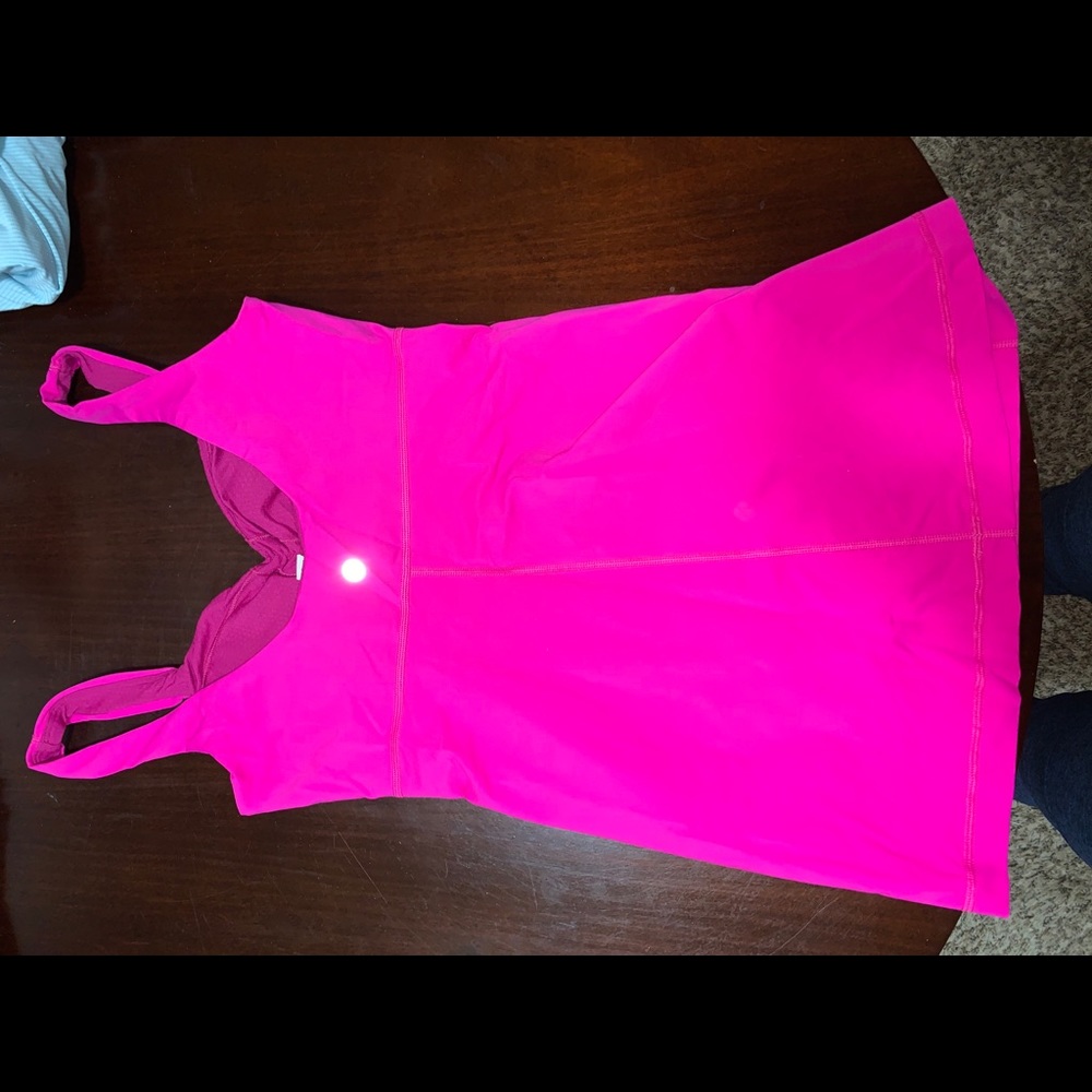 Lululemon tank top